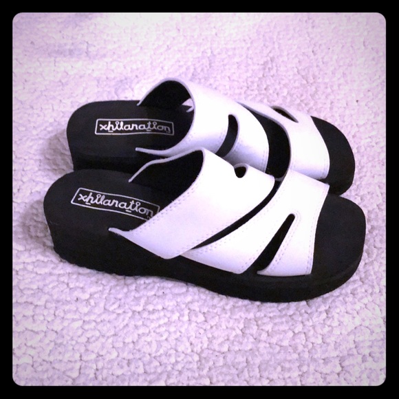 Xhilaration Shoes - ⛔️SOLD⛔️Vintage sandals💦